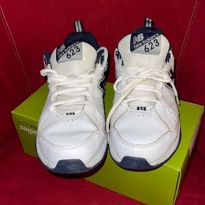 NEW BALANCE SNEAKERS